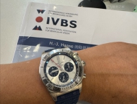 这块百年灵机械计时系列，陪我截取分秒间的光