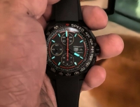 f1新款+红表带还是黑表带都很好看