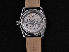 冠蓝狮SPRING DRIVE系列SLGB001