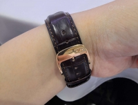 玫瑰金与钻石的优雅共舞：积家超薄大师1372501深度分享