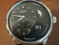 始于颜值：格拉苏蒂偏心月相