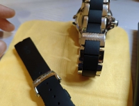 雅克德罗Grande Seconde J029030140系列机械奢华男表是品牌