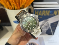 豪利时的瓦登海潜水腕表也太懂度假氛围了