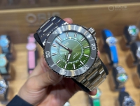 豪利时的瓦登海潜水腕表也太懂度假氛围了