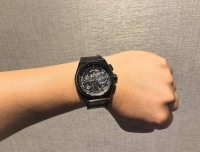 真 技术
力 挽狂澜
时 光百六年