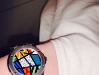 当“宇舶”玩儿起艺术……——宇舶经典融合“罗梅罗布里托”联名铂金珐琅限量版