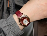 雅克德罗重拾古老工艺-金箔雕花