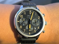 致敬铁翼雄鹰！飞亚达直20手表