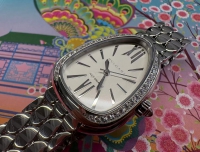 优雅气质直接拿捏 ，入手宝格丽SERPENTI系列腕表