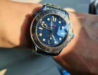 沉寂一段时间，突然想起来还没展示过我的红色老虎