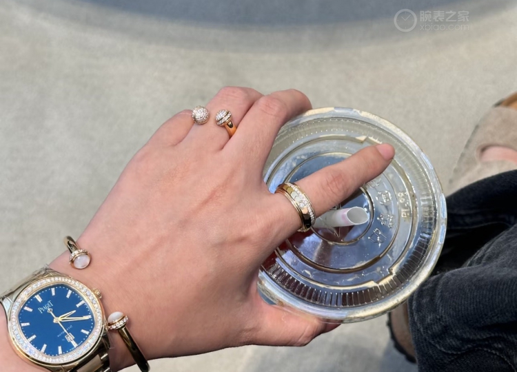 当甜酷girl想入一支金表  伯爵 PIAGET POLO 首发