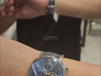 手拿6万买表，我却拿了它这个小“万国”！