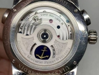 想买个双时区表，兜兜转转买了块万年历