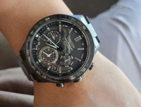 购入西铁城CC4055-65E一枚，前来报到