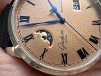 入坑格拉苏蒂原创，人生第一枚正装表