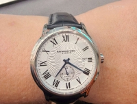 蕾蒙威：小众品牌大众脸