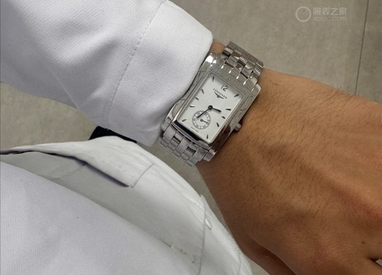 给我带来满满的情绪价值  浪琴优雅黛绰维纳