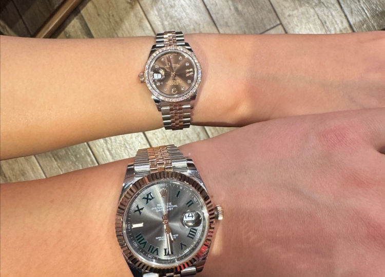 劳力士日志型小绿箩  送给那个小孩子