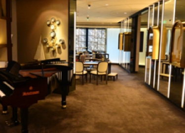 Helioro珠宝系列腕表亮相芳草地 北京WEMPE店首发