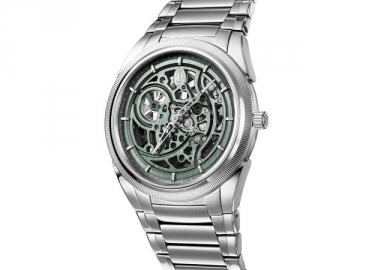 帕玛强尼推出TONDA PF 骨架不锈钢石板绿色，限量50枚