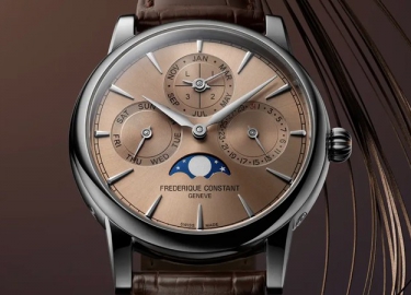 康斯登推出百年典雅自家机芯万年历鲑鱼盘腕表