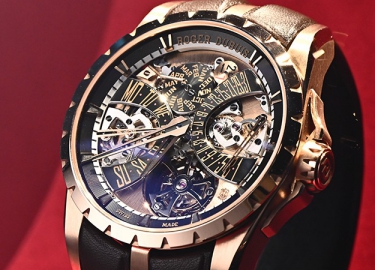 “近1000万”的百达翡丽大复杂表，罗杰杜彼500万拿下，省出一套房？