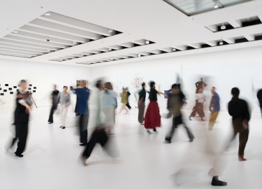 “梵克雅宝舞蹈映像” 项目倾力支持陶身体剧场在沪精彩演出 