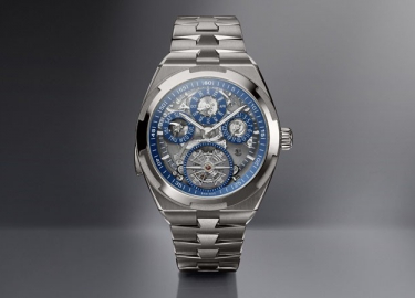 江诗丹顿推出Overseas纵横四海系列三问万年历陀飞轮腕表