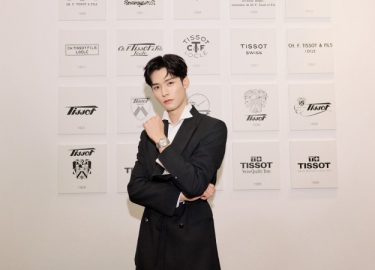 从制表工厂到雪山之巅 天梭全球品牌代言人龚俊瑞士“双线打卡” 深度解码天梭精密计时工艺与阿尔卑斯顶峰之美