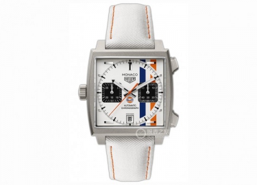 父亲教导我们的“外圆内方”的道理，我们送父亲正直且方正的礼物