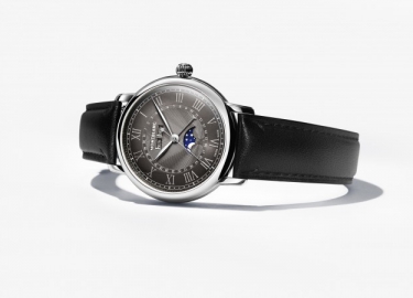  回溯本源：万宝龙推出明星系列都市灰腕表新作