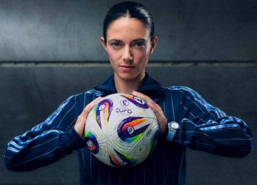 Hublot宇舶表担任2025年欧洲女子足球锦标赛官方计时