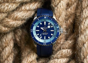 百年灵推出超级海洋自动腕表42叙尔特限量版