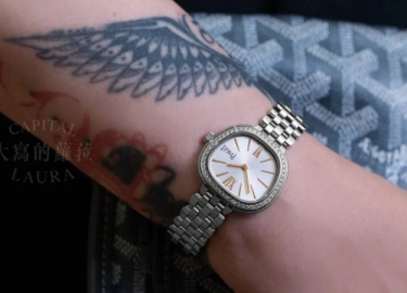 写给拥有自由的妳们 ｜ PIAGET SIXTIE伯爵鎏金悦影系列