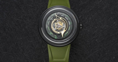 黑洞再现！孔雀Avant系列中置陀飞轮