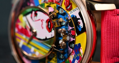 这个乾隆最爱品牌能带给你“帝王”般的购表享受！