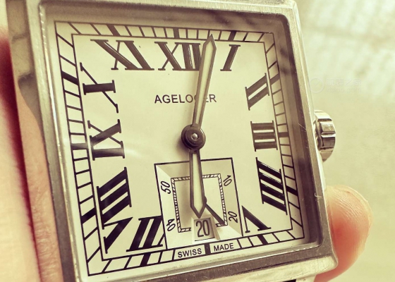 方表的优雅独树一帜  艾戈勒寇德克斯白盘