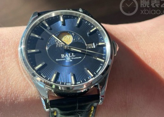 月亮与星星的浪漫  波尔铁路长官送自己的新年礼物