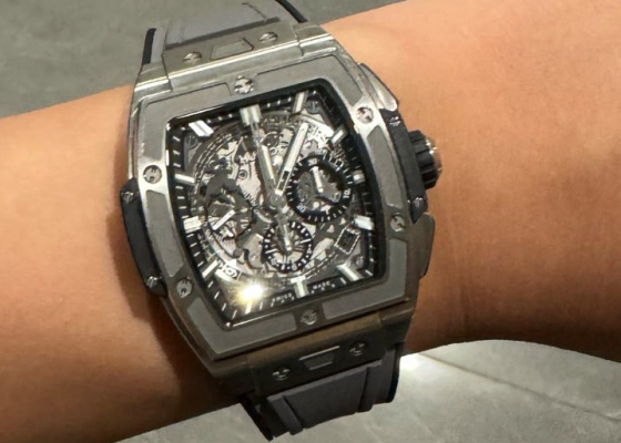 它很符合我的审美  宇舶表 BIG BANG灵魂