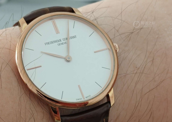 这一款很特别很小众  康斯登 百年典雅 SLIMLINE超薄