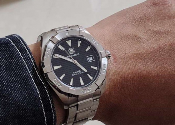 表就讲究一种缘分  入手老款泰格豪雅钢圈竞潜