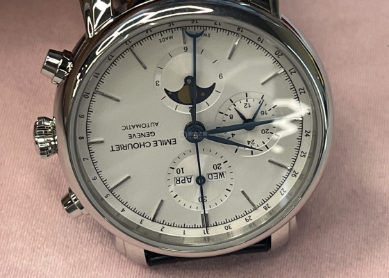 带计时功能的最优选  艾米龙八针月相