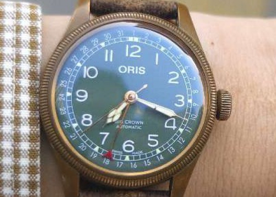 入手第一支青铜表  豪利时航空大表冠