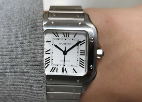 我的第一块方表  卡地亚 山度士 SANTOS DE CARTIER