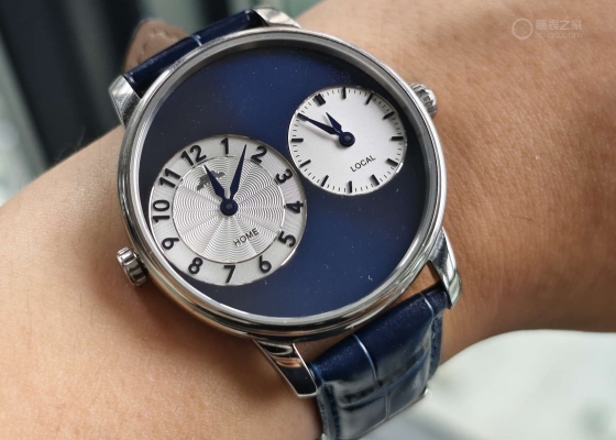 热度很高凑凑热闹  我的北京表双时区石英表