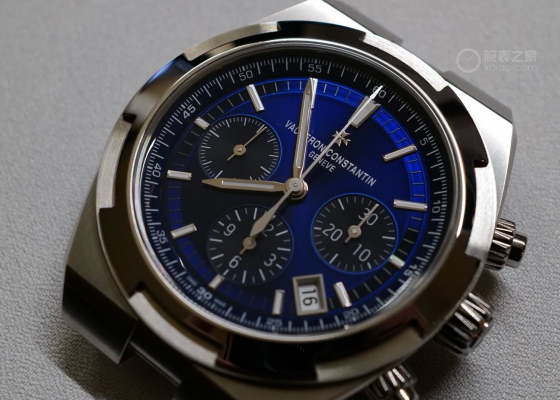 对这一款情有独钟  江诗丹顿纵横四海5520v