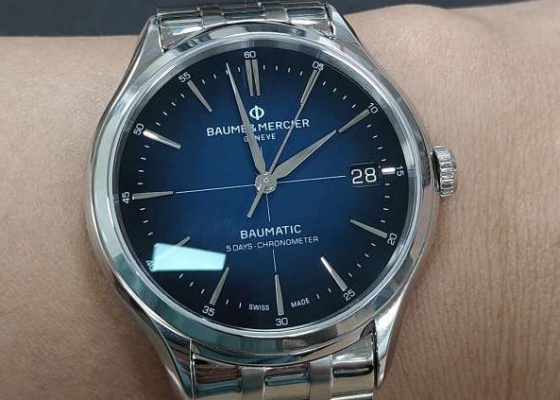 蓝黑渐变表中名士  记名士表克里顿10468购表经历