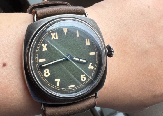 新入手1349大爱这款  沛纳海镭得米尔