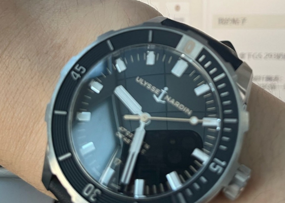 夏天我的最佳拍档  雅典表 潜水 DIVER 42 MM