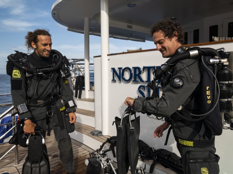 宝珀五十噚系列5010-12B30-B52B